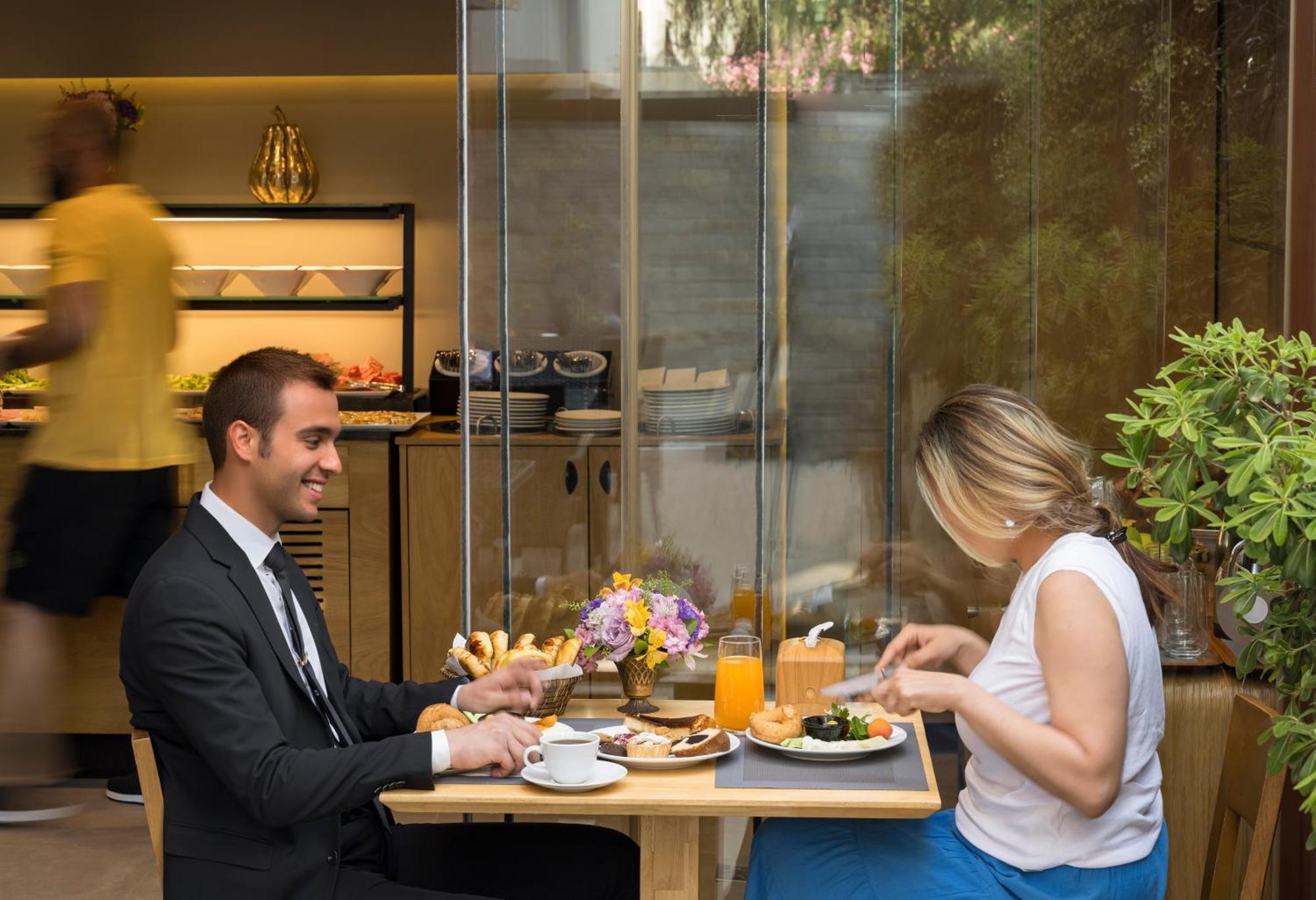 Hotel Upsuites 4*