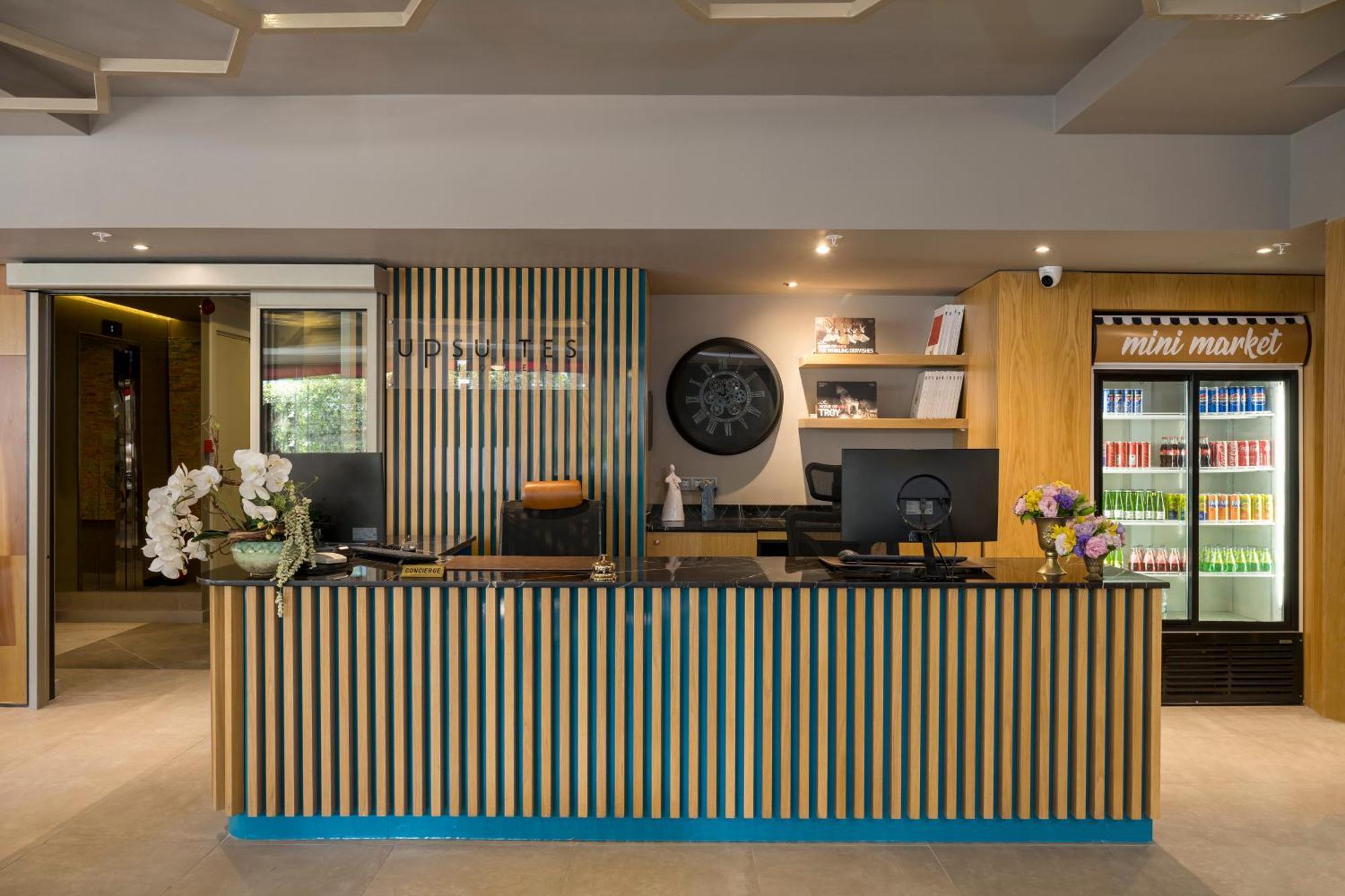 Upsuites Hotel 4*