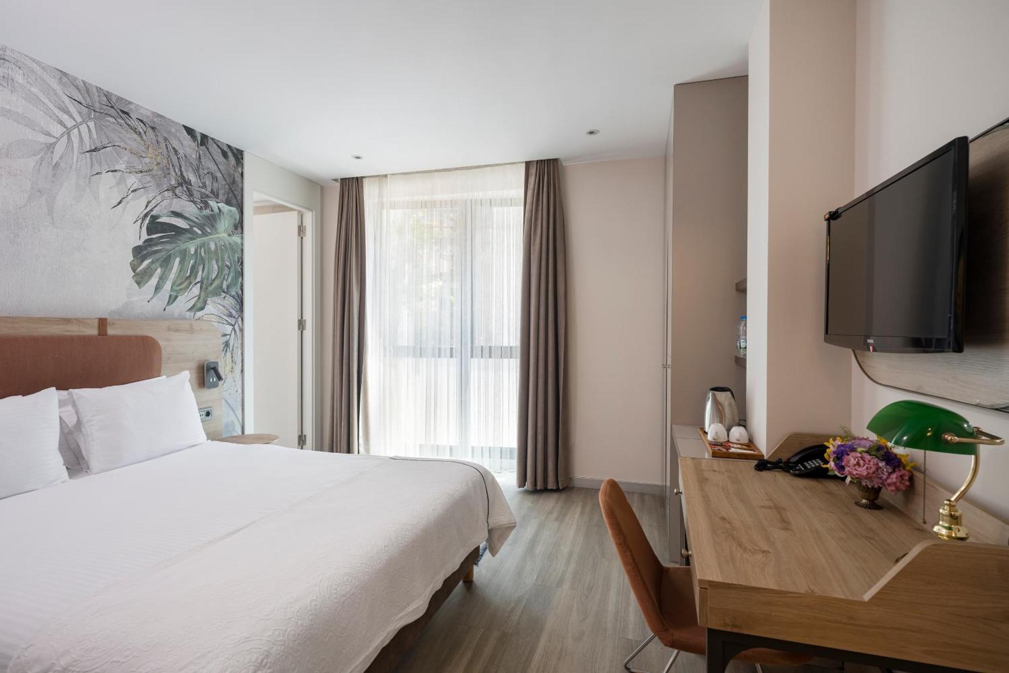 Upsuites Hotel 4*