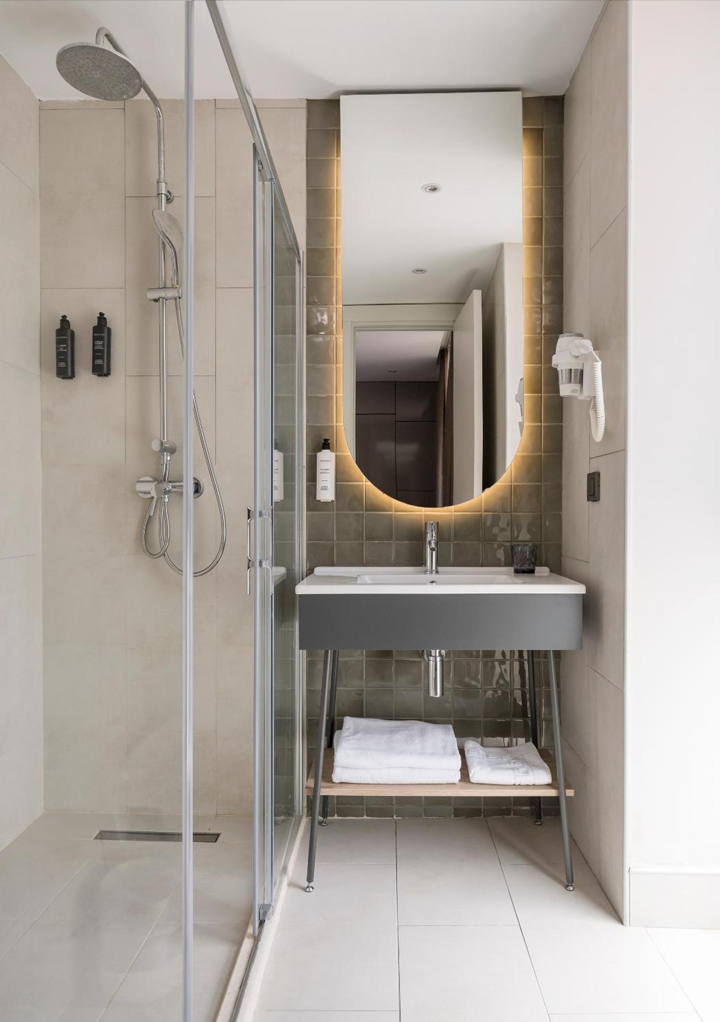 Upsuites Hotel 4*